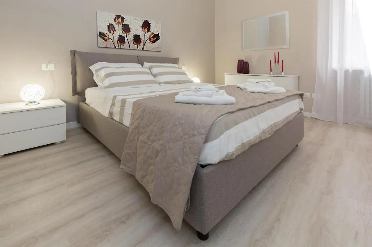 Romantic House 369 Verona Apartman